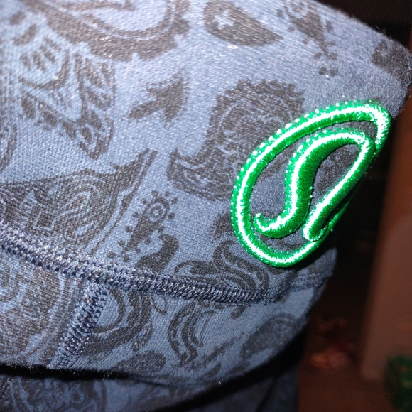 Rare Lululemon scuba hoodie - Picture 7 of 11